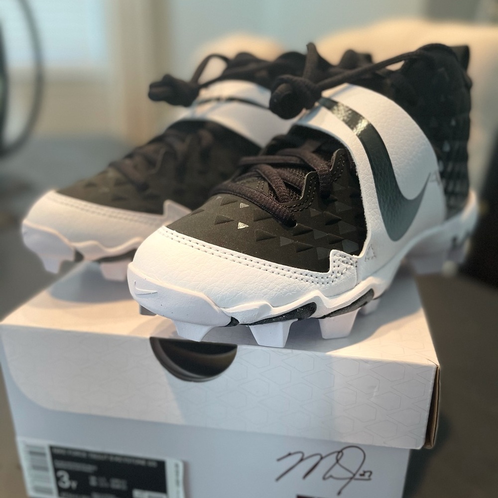 Boys Nike Trout Baseball Cleats
